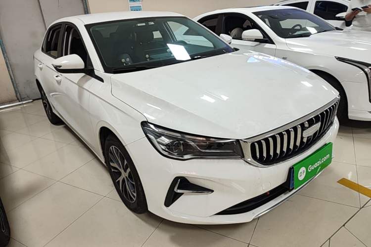 Used Geely Auto Emgrand 2025 4th Generation 1.5L CVT Longteng Edition Front Right 45 Deg