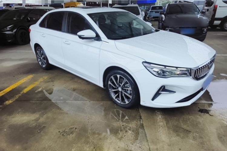 Used Geely Auto Emgrand 2025 4th Generation 1.5L CVT Luxury Version Front Right 45 Deg