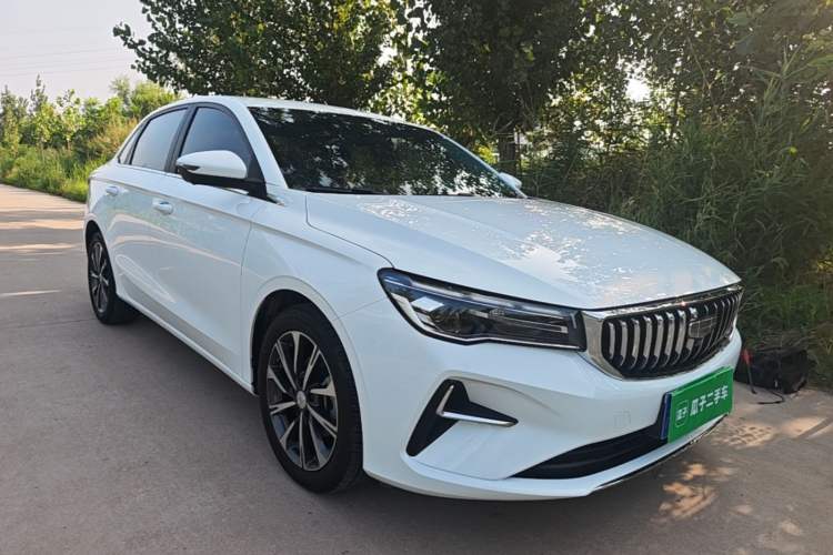 Used Geely Auto Emgrand 2025 4th Generation 1.5L CVT Luxury Version Front Right 45 Deg