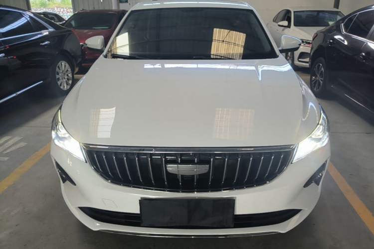 Used Geely Auto Emgrand 2025 4th Generation 1.5L CVT Longteng Edition Front