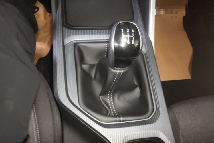 Used Geely Auto Emgrand 2025 4th Generation 1.5L Manual - Starry Edition Gear Lever