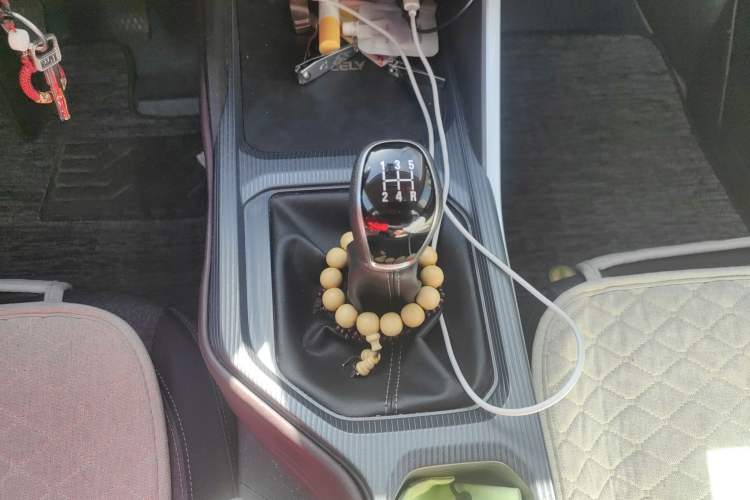 Used Geely Auto Emgrand 2025 4th Generation 1.5L Manual - Starry Edition Gear Lever