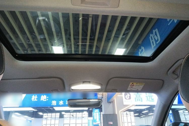 Used Geely Auto Emgrand 2025 4th Generation 1.5L CVT Flagship Version Headliner
