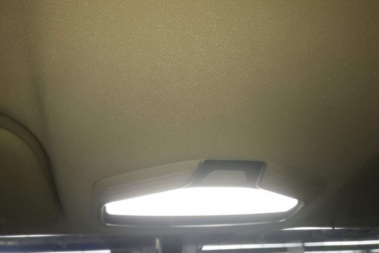 Used Geely Auto Emgrand 2025 4th Generation 1.5L Manual - Starry Edition Headliner