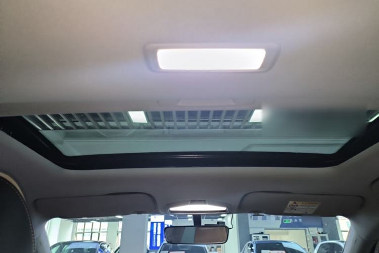Used Geely Auto Emgrand 2025 4th Generation 1.5L CVT Flagship Version Headliner
