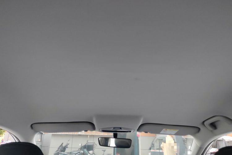 Used Geely Auto Emgrand 2025 4th Generation 1.5L Manual – Dragon Edition Headliner