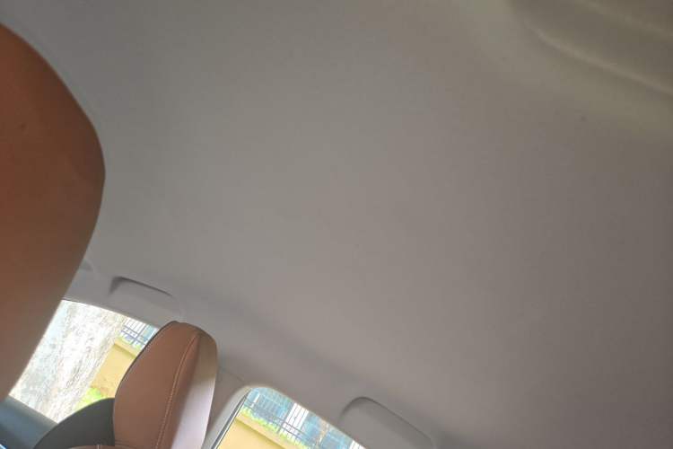 Used Geely Auto Emgrand 2025 4th Generation 1.5L Manual - Starry Edition Headliner