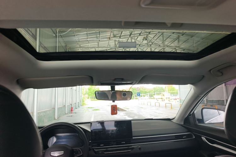 Used Geely Auto Emgrand 2025 4th Generation 1.5L CVT Luxury Version Headliner
