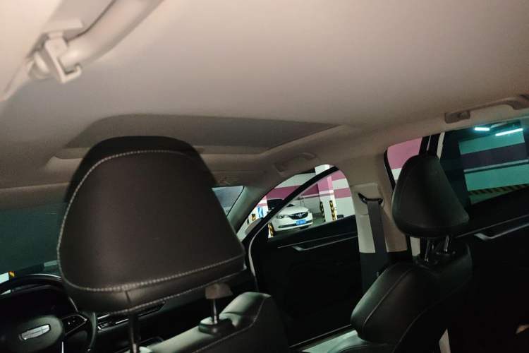 Used Geely Auto Emgrand 2025 4th Generation 1.5L CVT Longteng Edition Headliner