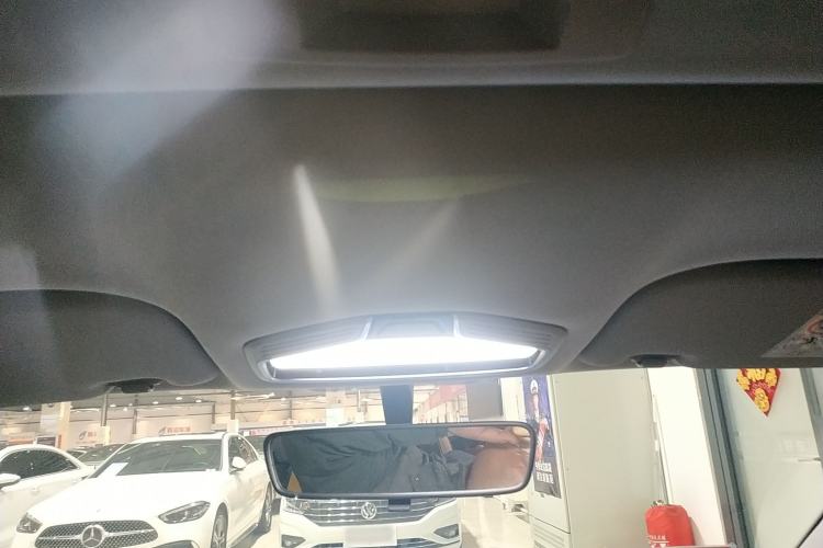 Used Geely Auto Emgrand 2025 4th Generation 1.5L CVT Flagship Version Headliner