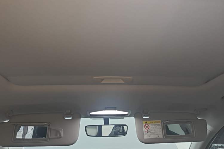 Used Geely Auto Emgrand 2025 4th Generation 1.5L CVT Luxury Version Headliner