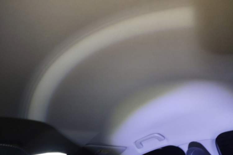 Used Geely Auto Emgrand 2025 4th Generation 1.5L Manual - Starry Edition Headliner