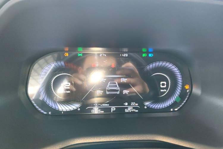 Used Geely Auto Emgrand 2025 4th Generation 1.5L CVT Longteng Edition Instrument Cluster