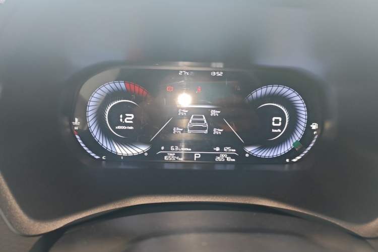 Used Geely Auto Emgrand 2025 4th Generation 1.5L CVT Longteng Edition Instrument Cluster