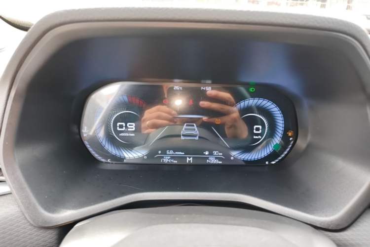 Used Geely Auto Emgrand 2025 4th Generation 1.5L Manual – Dragon Edition Instrument Cluster