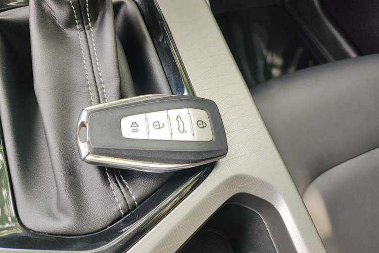 Used Geely Auto Emgrand 2025 4th Generation 1.5L CVT Luxury Version Interior 1