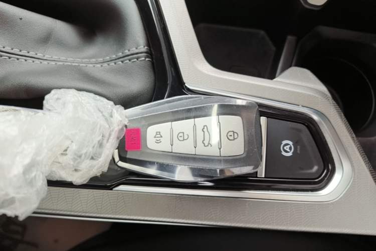 Used Geely Auto Emgrand 2025 4th Generation 1.5L CVT Luxury Version Interior 1