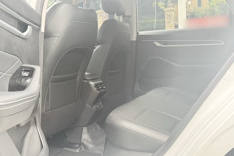 Used Geely Auto Emgrand 2025 4th Generation 1.5L CVT Luxury Version Interior 12