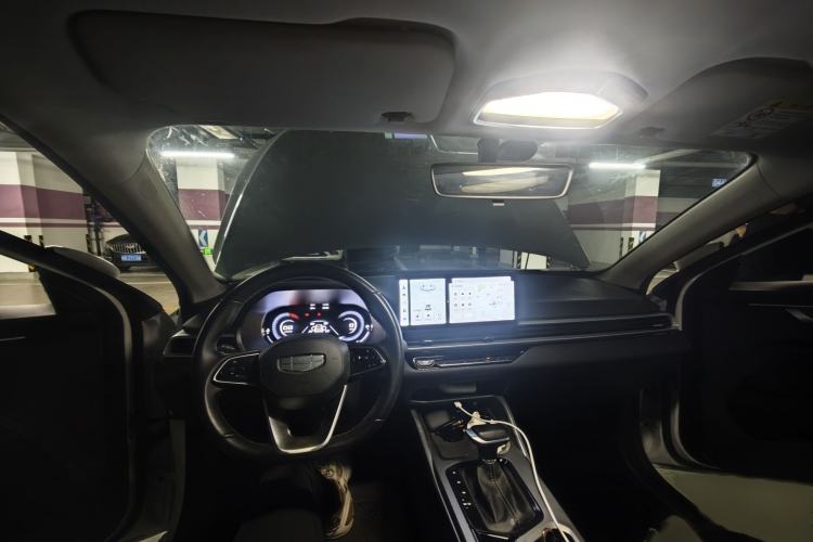 Used Geely Auto Emgrand 2025 4th Generation 1.5L CVT Longteng Edition Interior 2