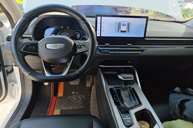 Used Geely Auto Emgrand 2025 4th Generation 1.5L CVT Luxury Version Interior 2