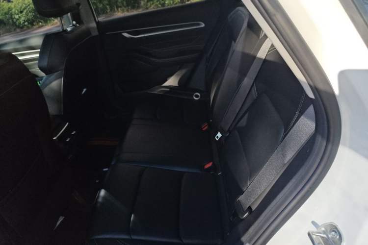 Used Geely Auto Emgrand 2025 4th Generation 1.5L CVT Luxury Version Interior 4