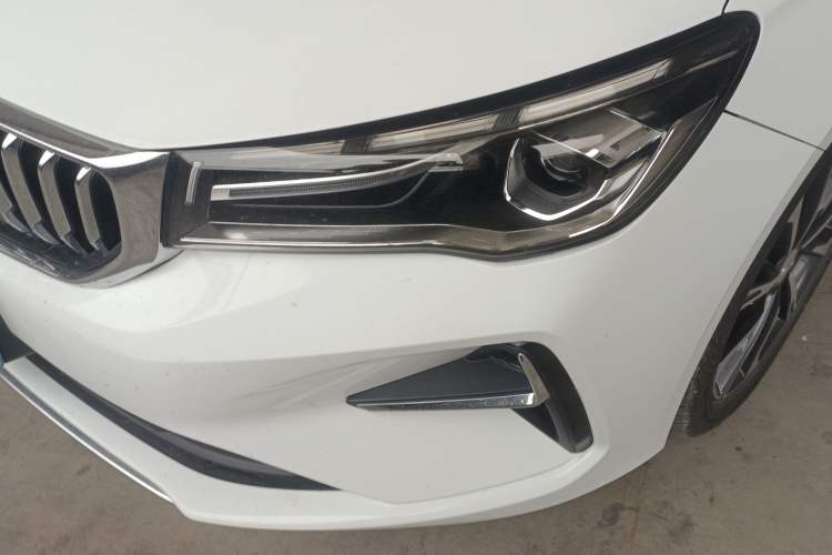 Used Geely Auto Emgrand 2025 4th Generation 1.5L CVT Luxury Version Left Front Headlight
