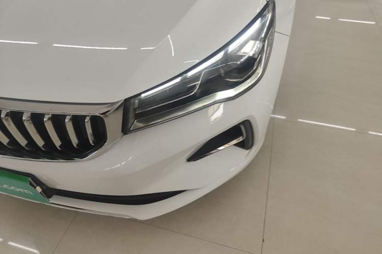 Used Geely Auto Emgrand 2025 4th Generation 1.5L Manual – Dragon Edition Left Front Headlight