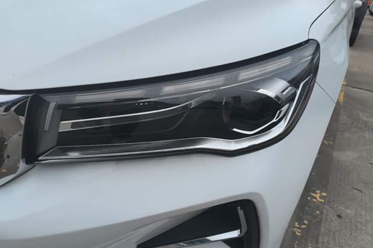 Used Geely Auto Emgrand 2025 4th Generation 1.5L CVT Flagship Version Left Front Headlight