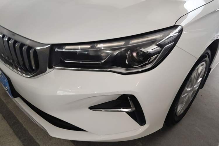 Used Geely Auto Emgrand 2025 4th Generation 1.5L Manual - Starry Edition Left Front Headlight