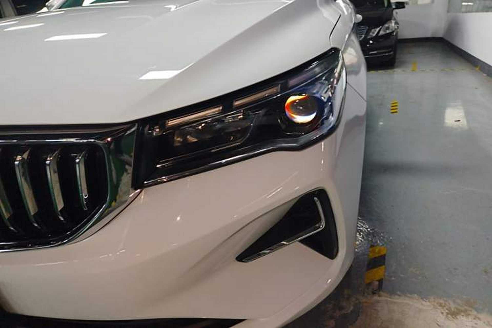 Used Geely Auto Emgrand 2025 4th Generation 1.5L CVT Longteng Edition Left Front Headlight