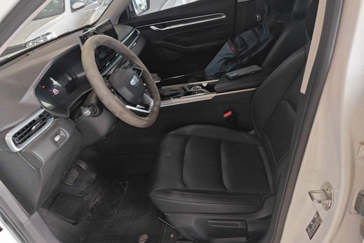 Used Geely Auto Emgrand 2025 4th Generation 1.5L CVT Longteng Edition Left Front Seat
