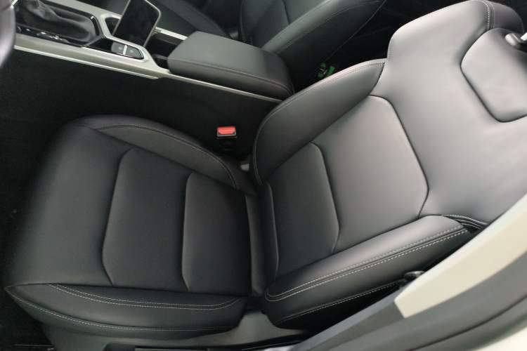 Used Geely Auto Emgrand 2025 4th Generation 1.5L CVT Luxury Version Left Front Seat