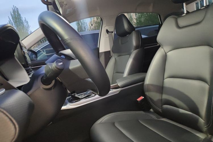 Used Geely Auto Emgrand 2025 4th Generation 1.5L CVT Starry Edition Left Front Seat