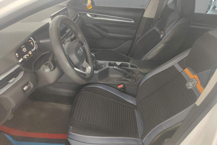 Used Geely Auto Emgrand 2025 4th Generation 1.5L Manual – Dragon Edition Left Front Seat