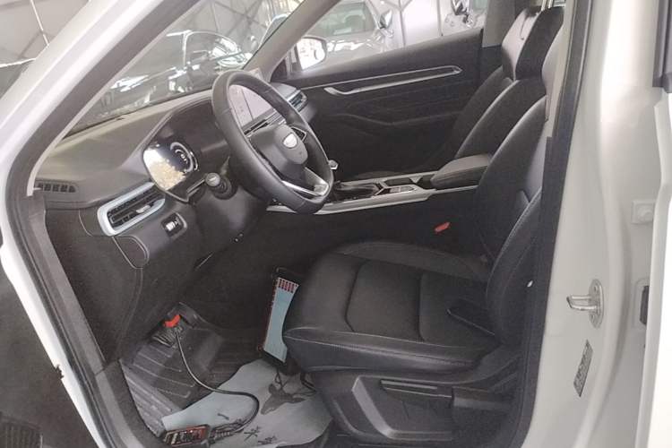 Used Geely Auto Emgrand 2025 4th Generation 1.5L CVT Longteng Edition Left Front Seat