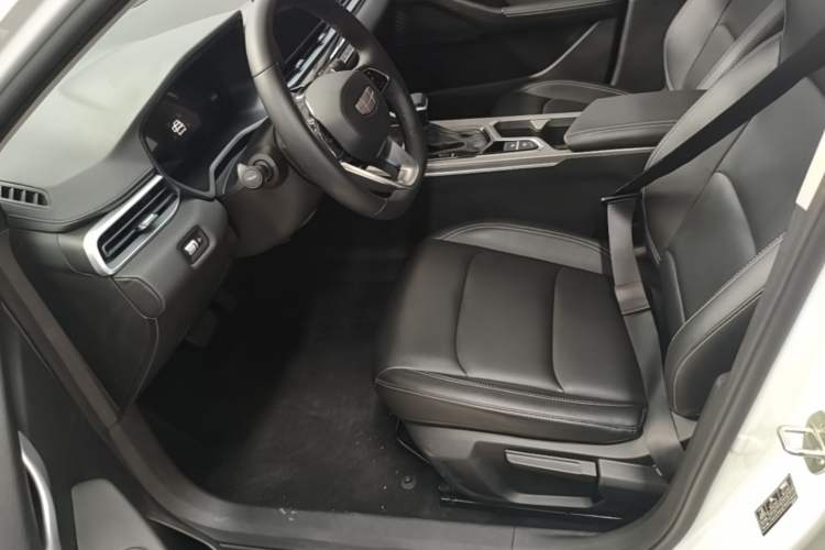Used Geely Auto Emgrand 2025 4th Generation 1.5L CVT Longteng Edition Left Front Seat