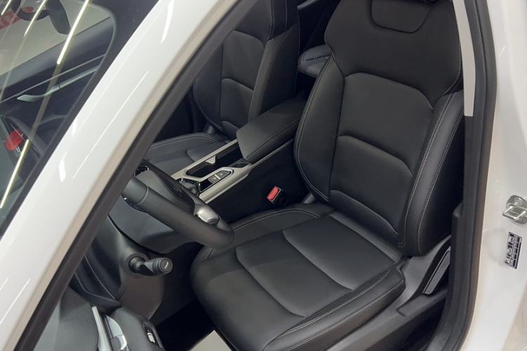 Used Geely Auto Emgrand 2025 4th Generation 1.5L CVT Starry Edition Left Front Seat
