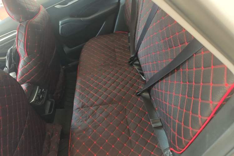 Used Geely Auto Emgrand 2025 4th Generation 1.5L CVT Starry Edition Left Rear Seat