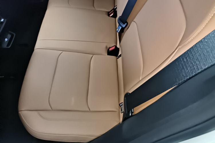 Used Geely Auto Emgrand 2025 4th Generation 1.5L CVT Flagship Version Left Rear Seat