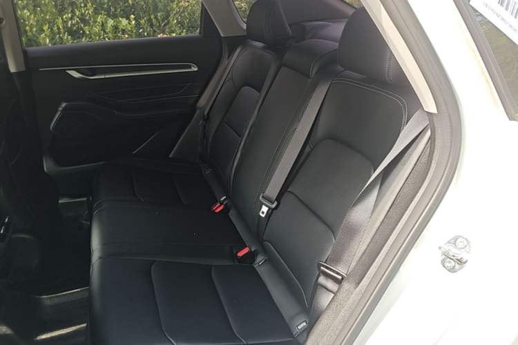 Used Geely Auto Emgrand 2025 4th Generation 1.5L CVT Longteng Edition Left Rear Seat