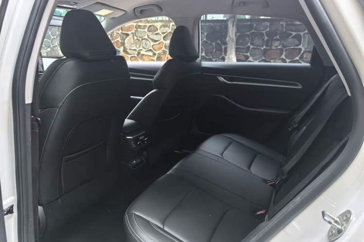 Used Geely Auto Emgrand 2025 4th Generation 1.5L CVT Longteng Edition Left Rear Seat