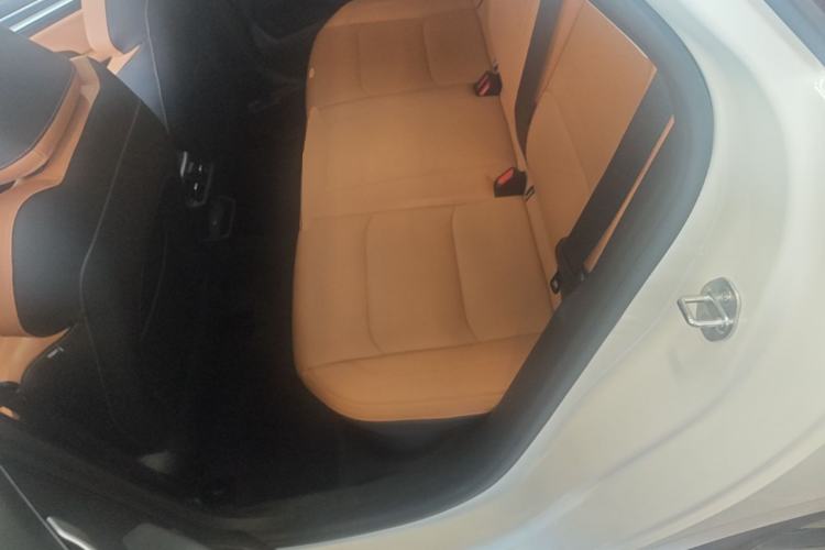 Used Geely Auto Emgrand 2025 4th Generation 1.5L CVT Flagship Version Left Rear Seat