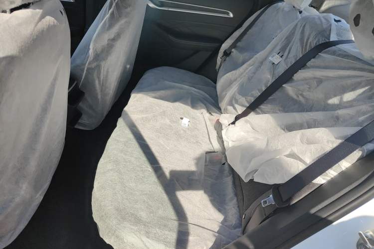 Used Geely Auto Emgrand 2025 4th Generation 1.5L Manual - Starry Edition Left Rear Seat