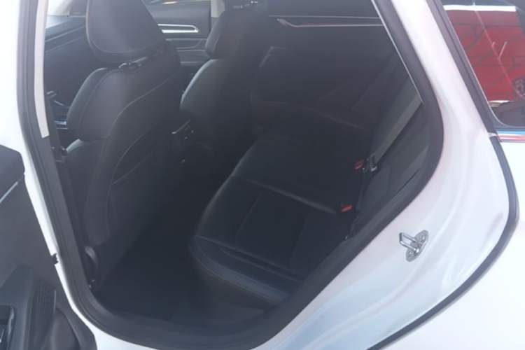 Used Geely Auto Emgrand 2025 4th Generation 1.5L CVT Luxury Version Left Rear Seat