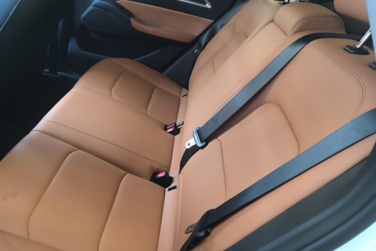Used Geely Auto Emgrand 2025 4th Generation 1.5L CVT Flagship Version Left Rear Seat
