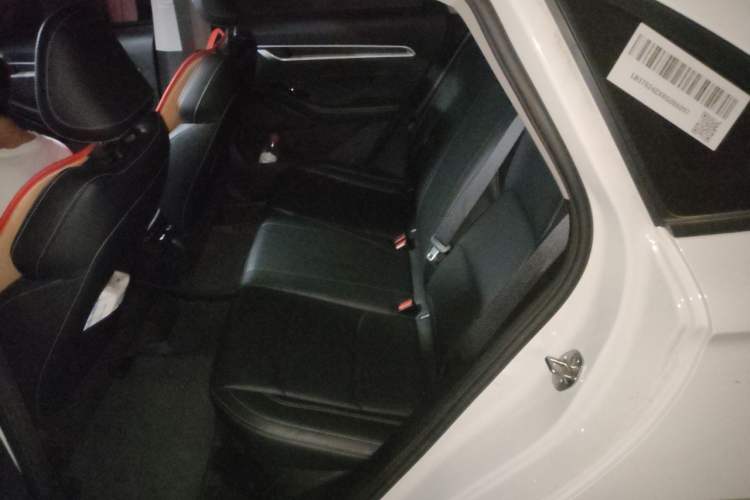 Used Geely Auto Emgrand 2025 4th Generation 1.5L CVT Starry Edition Left Rear Seat