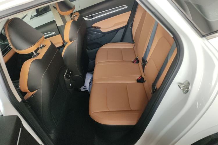 Used Geely Auto Emgrand 2025 4th Generation 1.5L CVT Flagship Version Left Rear Seat