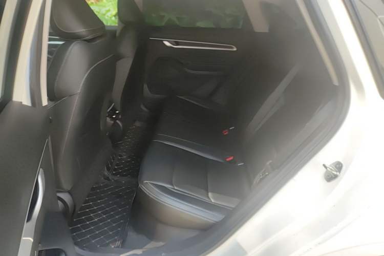 Used Geely Auto Emgrand 2025 4th Generation 1.5L CVT Longteng Edition Left Rear Seat