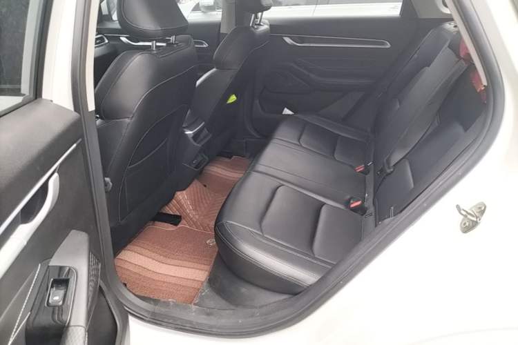 Used Geely Auto Emgrand 2025 4th Generation 1.5L Manual – Dragon Edition Left Rear Seat