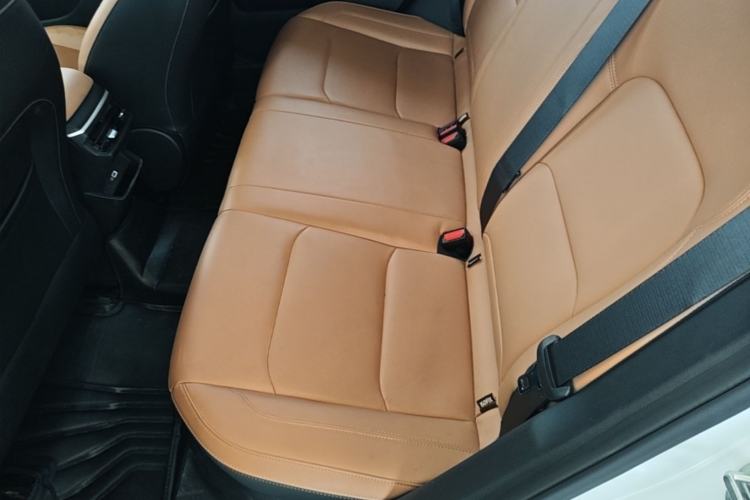 Used Geely Auto Emgrand 2025 4th Generation 1.5L CVT Flagship Version Left Rear Seat